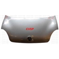 Capot (cassé voir photo)...